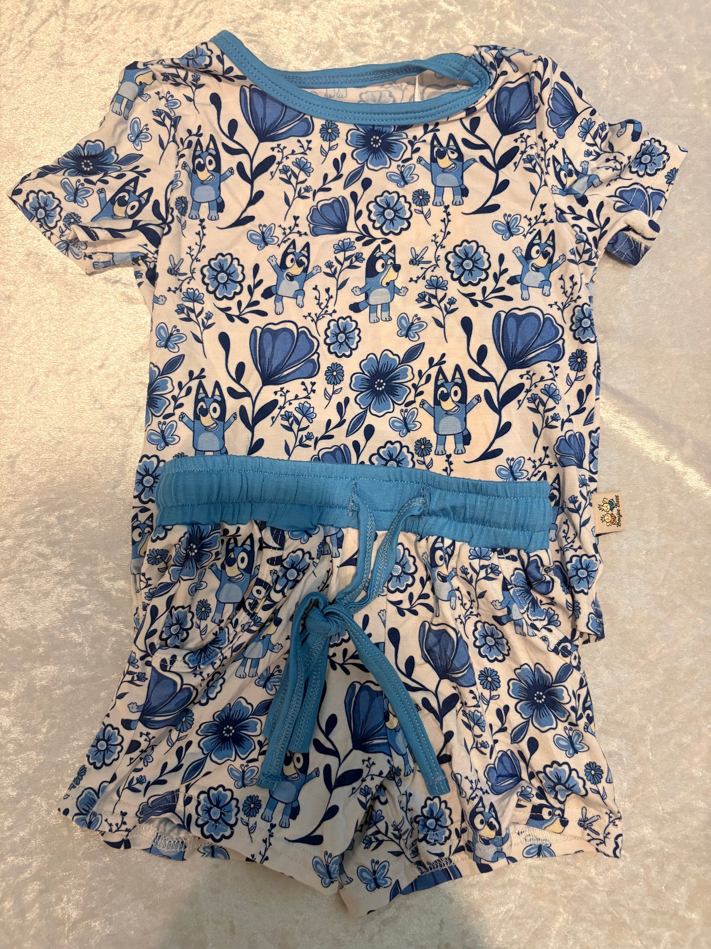 Flower Dogs Bamboo Two-Piece Set