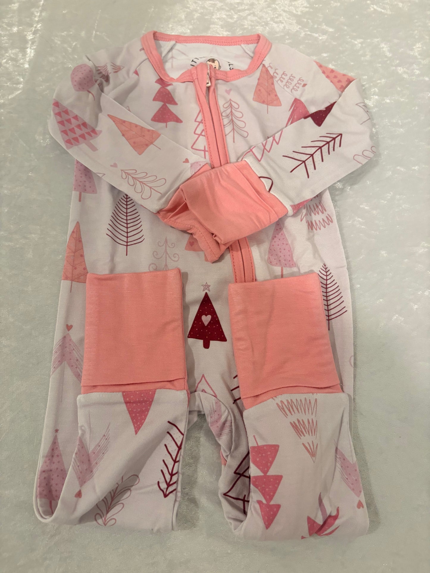 Sugarplum Pines Bamboo Two-Piece Set/Zippy